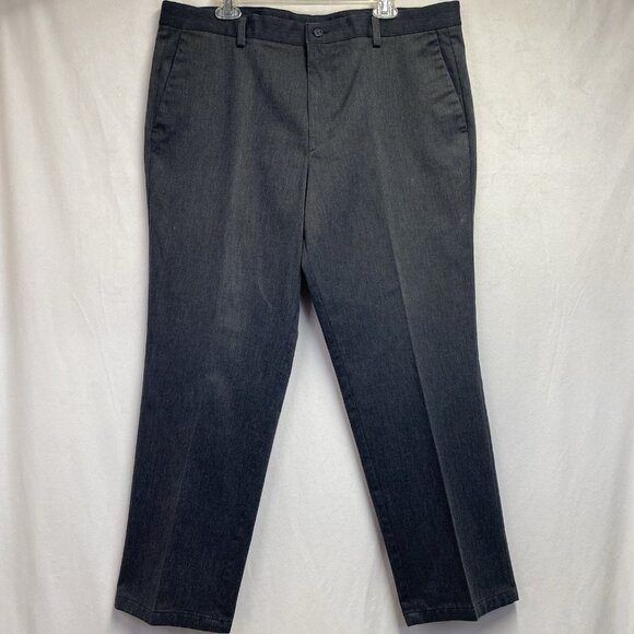 Dockers Individual Fit Waistband Flat Front Classic Fit Pants Men Sz 40x30 Gray - Picture 1 of 16